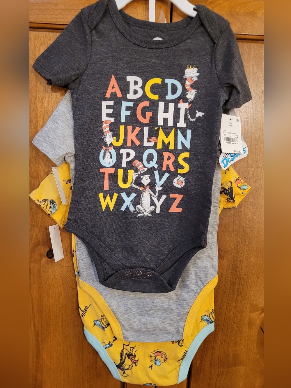 NWT | Dr. Seuss Bodysuit Set Boy/Unisex 18m